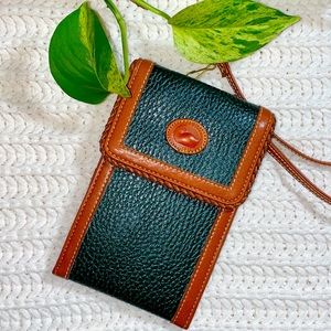 DOONEY & BOURKE CROSSBODY BAG